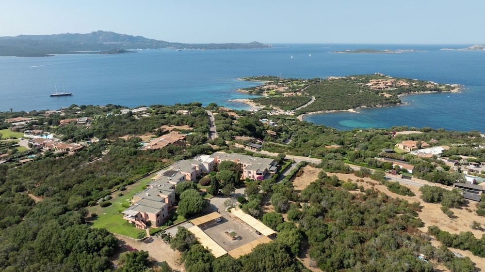 Terrazza al Poggio Vista Mare by Wonderful Italy