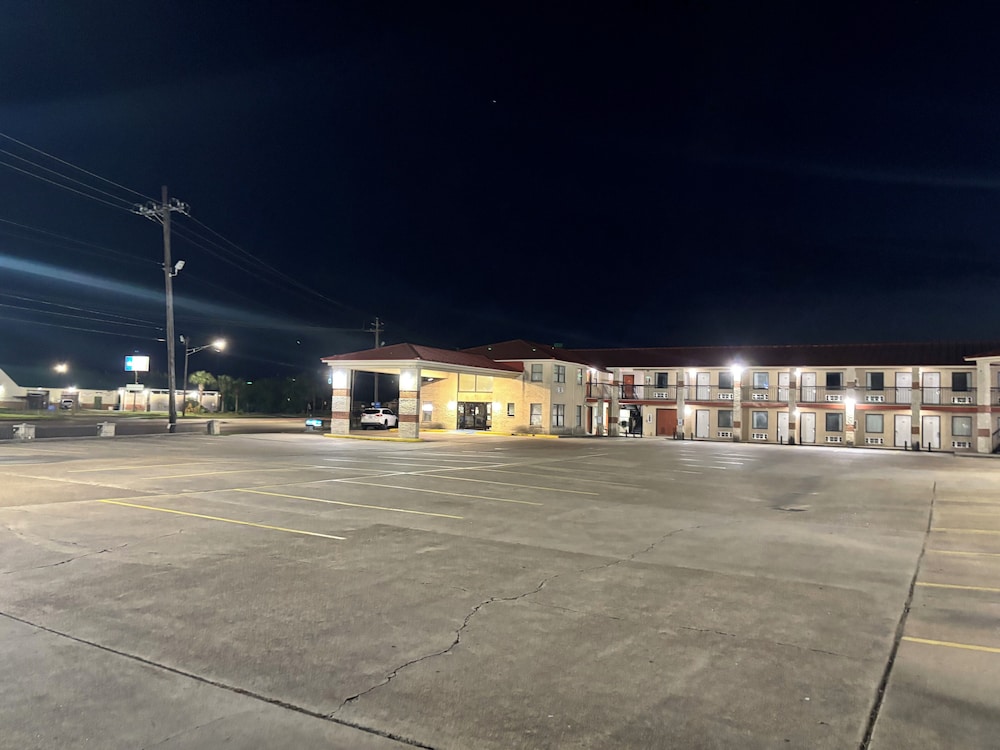 Cameron Inn & suites
