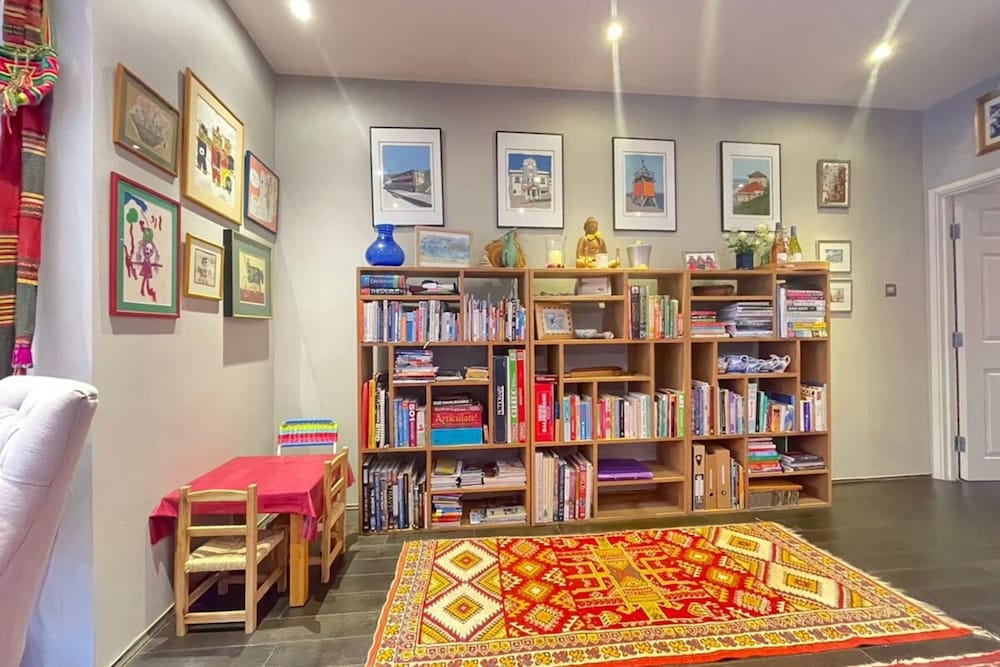 Luxurious 1 Bedroom Flat With Private Garden