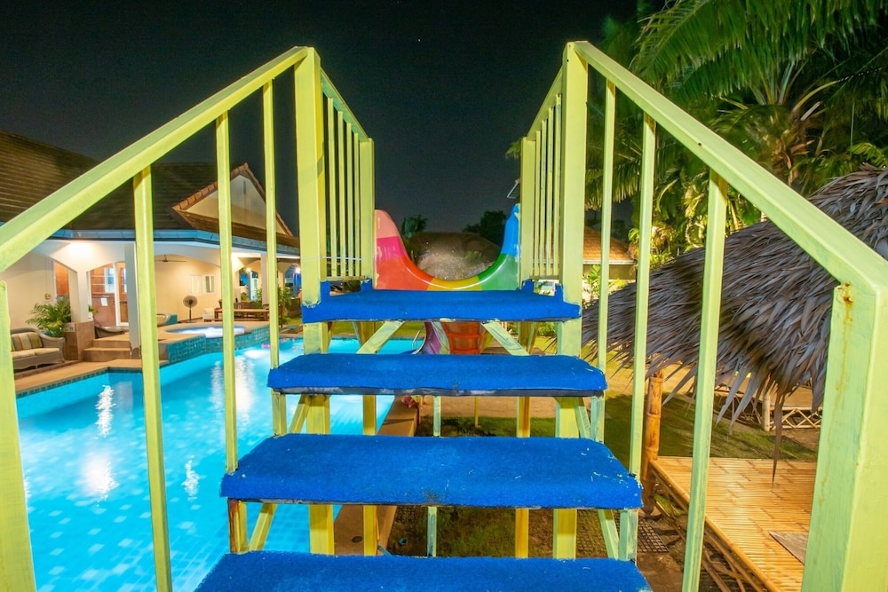 Pool Villa for Families and Party