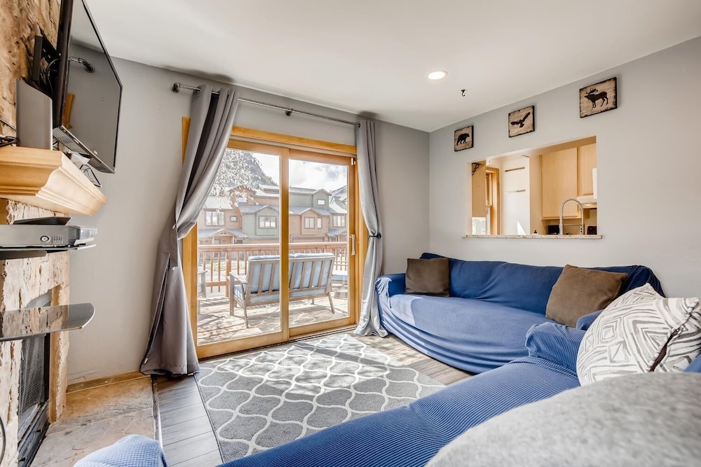 Summit County Vacations - Mount Royal Condos 501 2 Bedroom Condo by RedAwning - Property Image 20