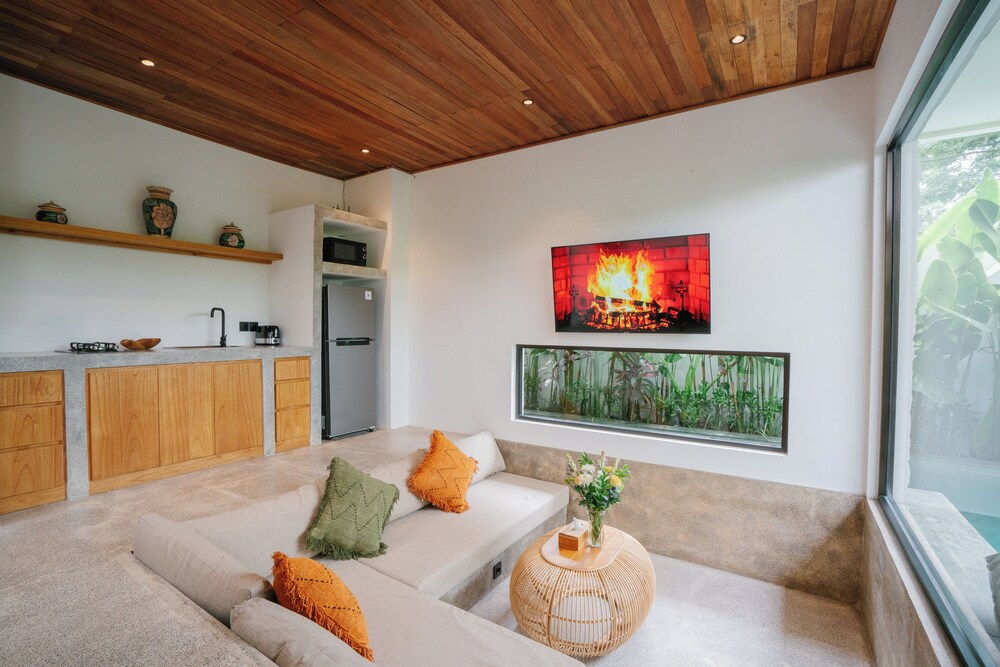 The Reef Villas