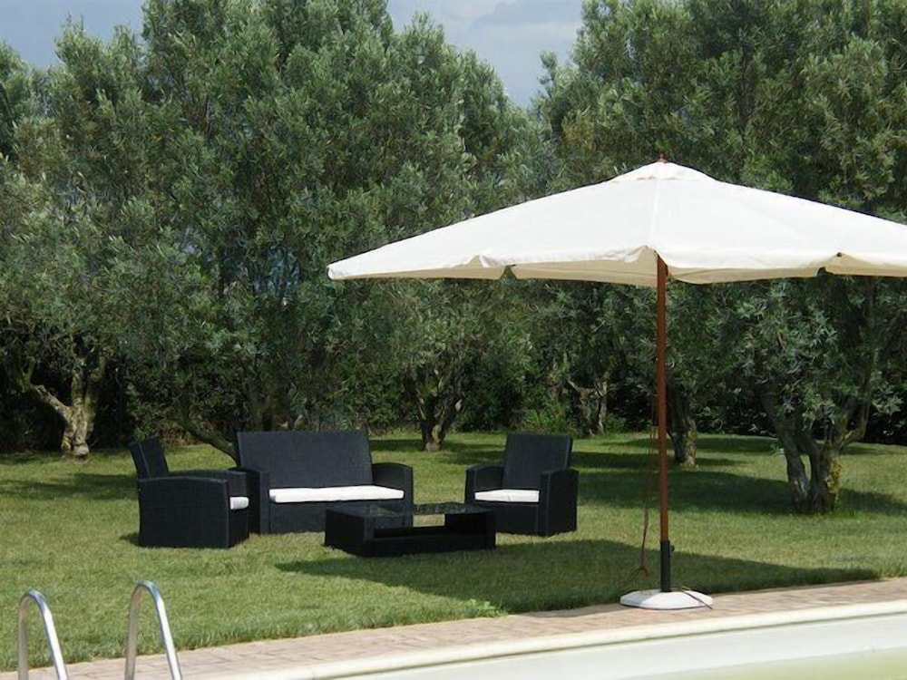 Casale di Tormaggiore Villa and Country Suites