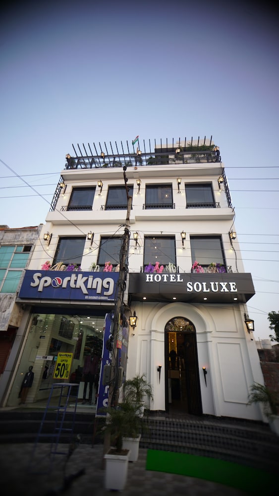 HOTEL SOLUXE