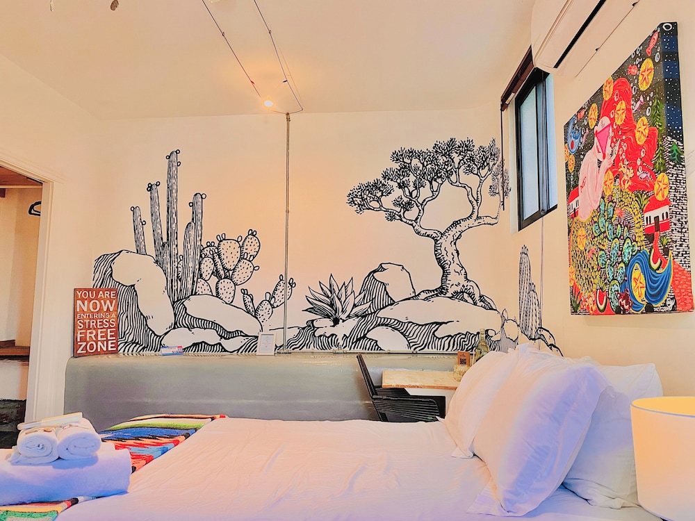 Perro Surfero Hotel Boutique - Todos Santos, BCS