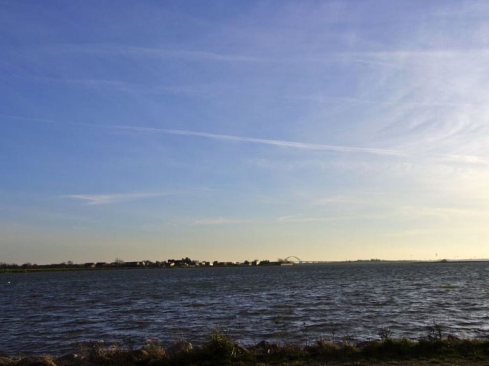 Small Sundblick by the sea in Lemkenhafen