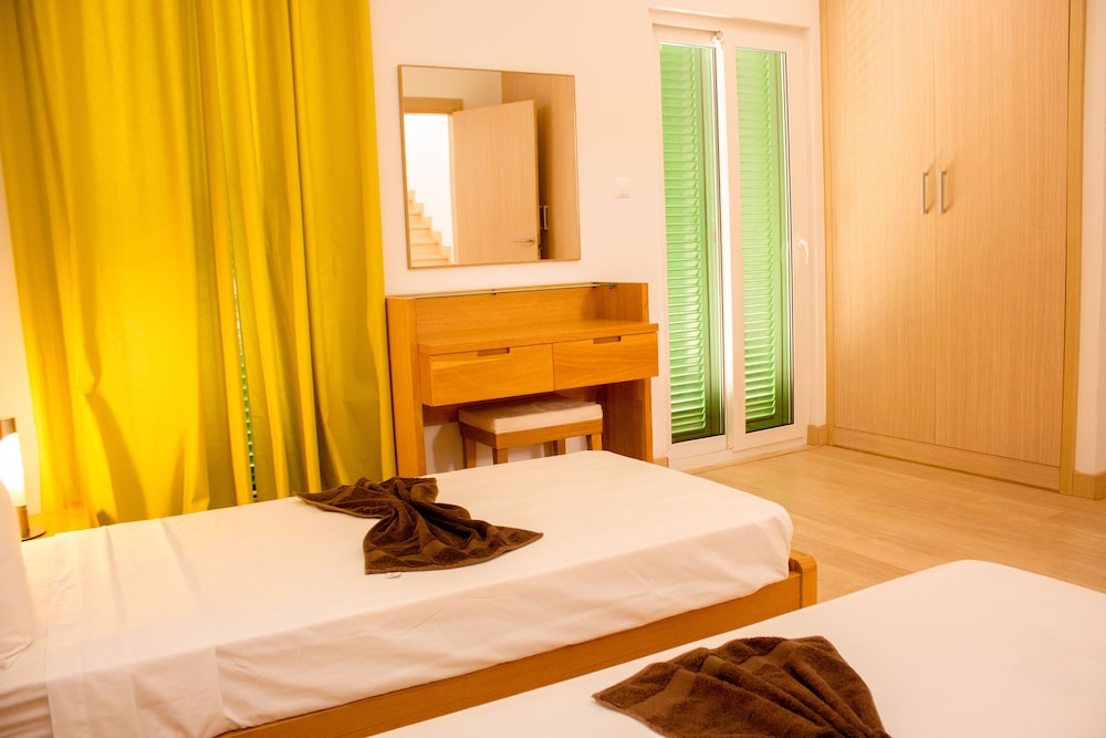 Sal Vacations - Private Holiday Home Villa Verde Resort - Property Image 25