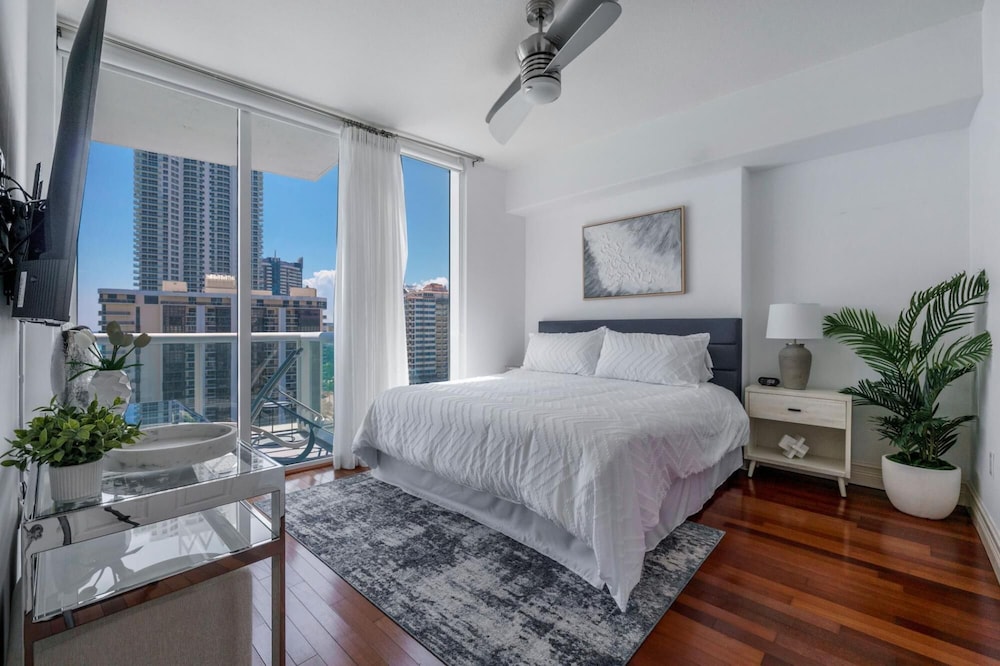 Miami Beachfront Oceanview Condo