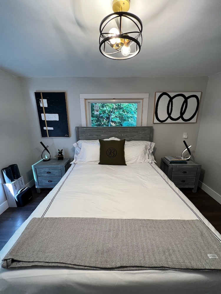 Brattleboro Vacations - The Brattleboro - Property Image 12