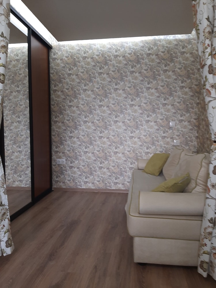 Apartment Pochtovaya 62