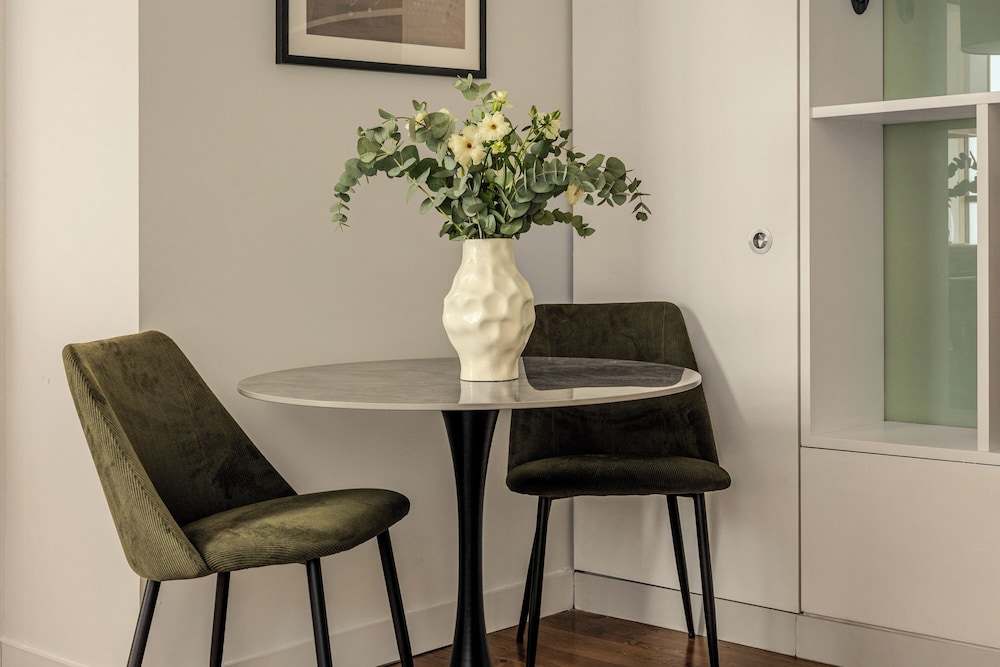 Your Apartment - Liverpool Street