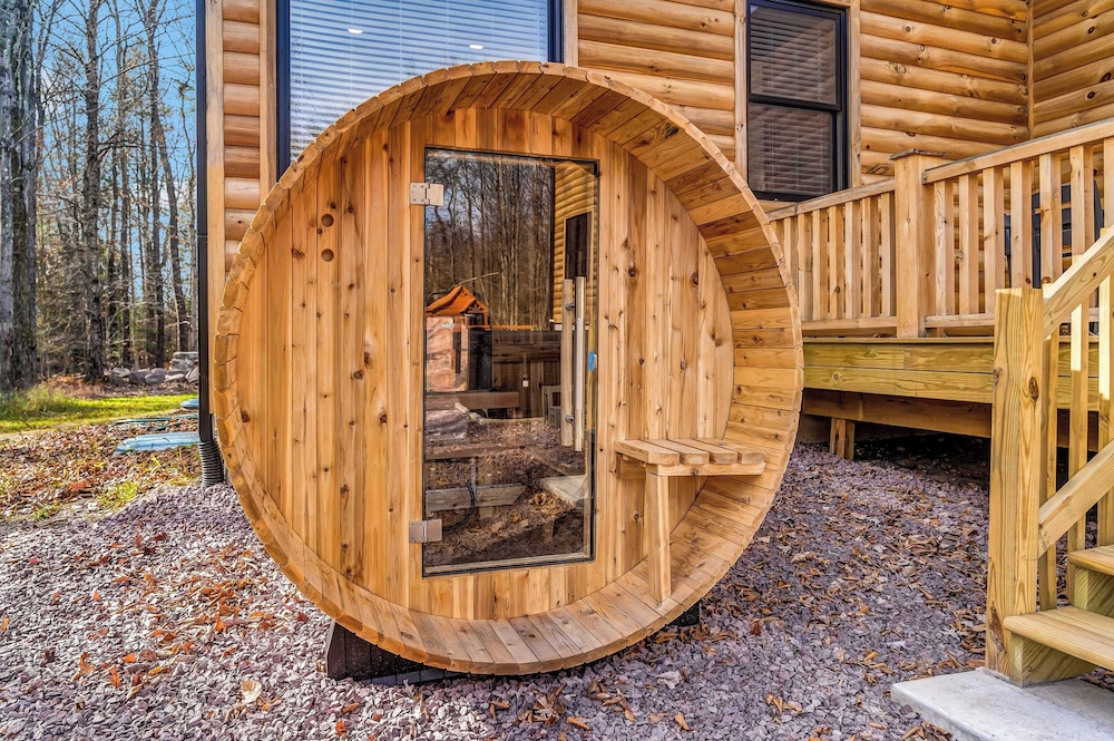 Grand Timber by Avantstay Indoor Pool, Sports Court, Game Room, & More!