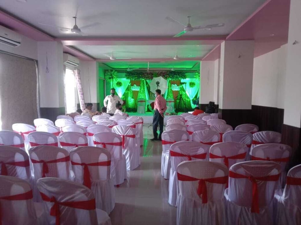 meeting & event spaces