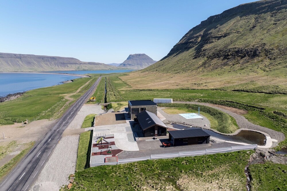 Búlandshöfði family paradise