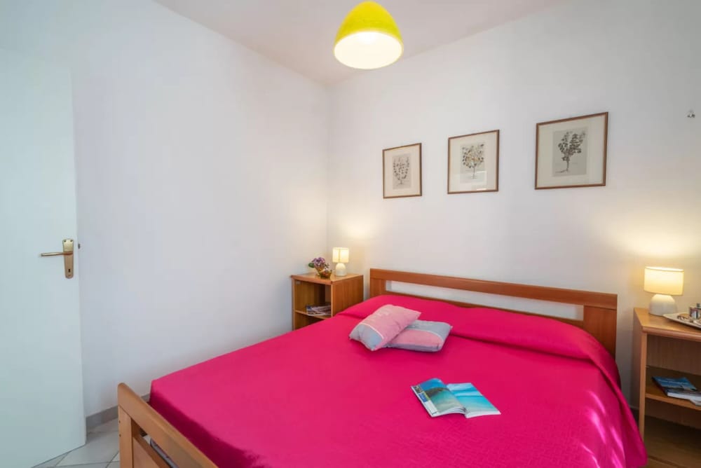 Comfort and Privacy for 4 Guests photo 4