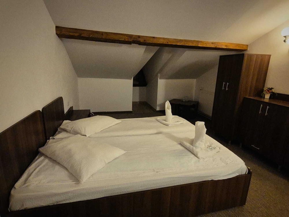 Hotel Claris Valiug