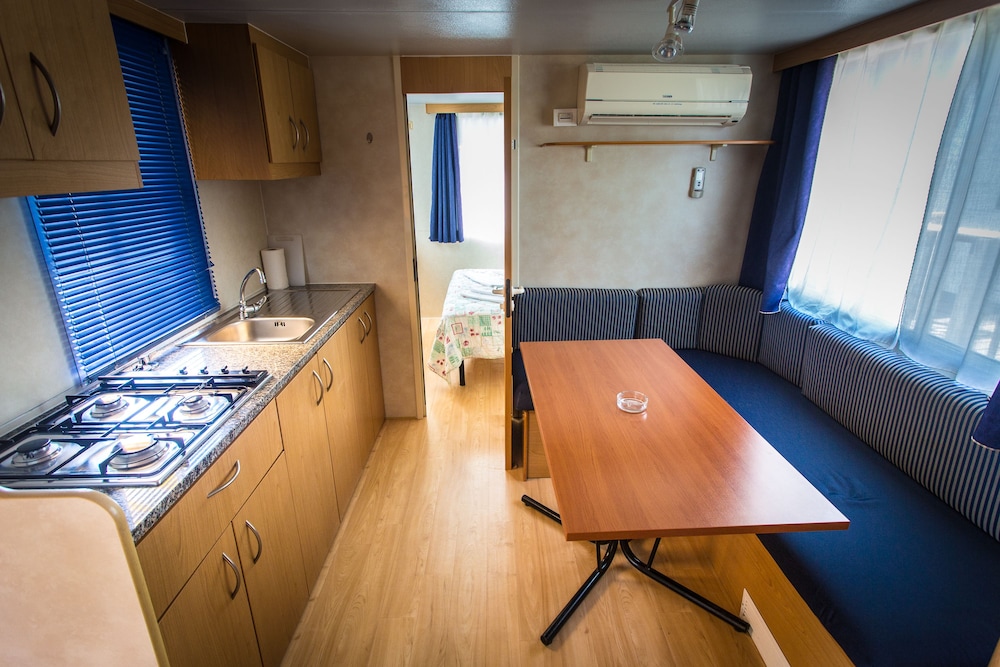 Arena Stupice Camping Homes