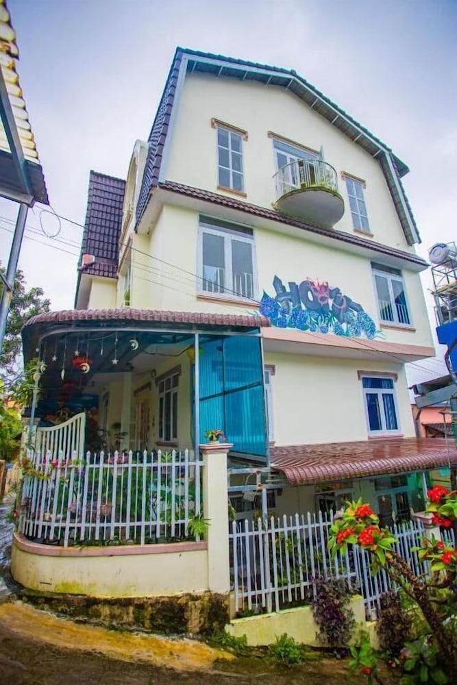 Big Home Dalat - Hostel view 3