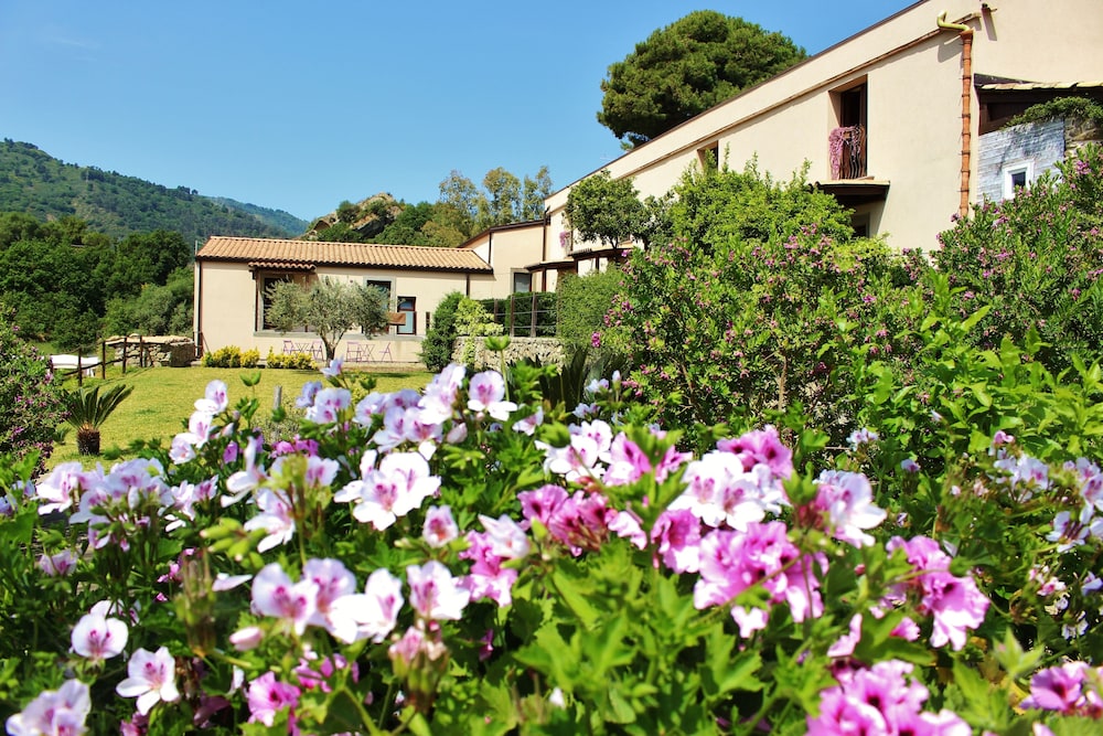 Tenuta Edonè Agriturismo