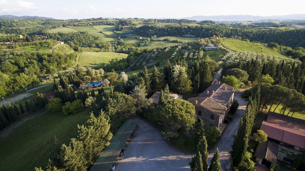 Borgo Il Poggio Agriturismo