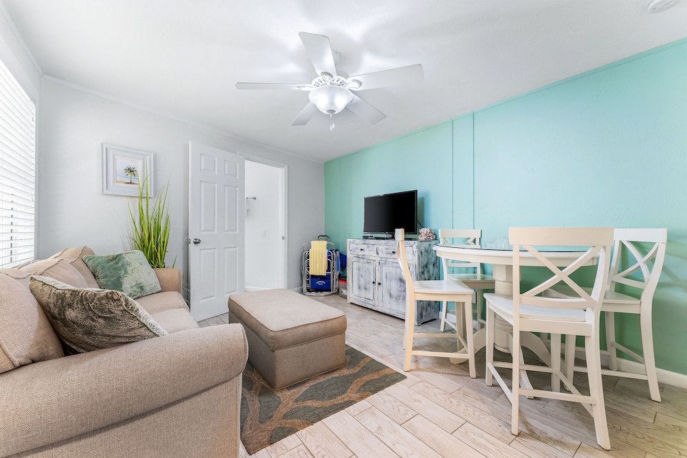 Bianco Sands by Beachside Management - Property Image 23
