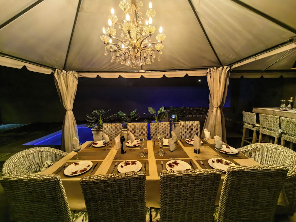 Bryanston Palms Accommodation