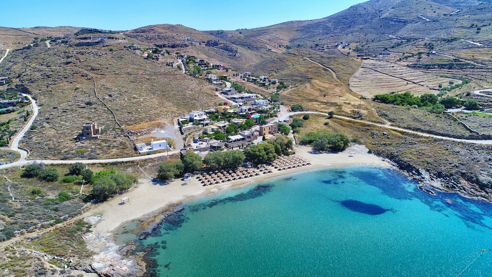 Porto Koundouros Beach and Villas