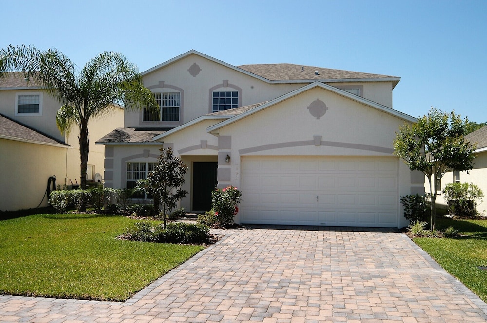 4636 5-bed Disney Area Pool Home, Cumbrian Lakes - Image 1