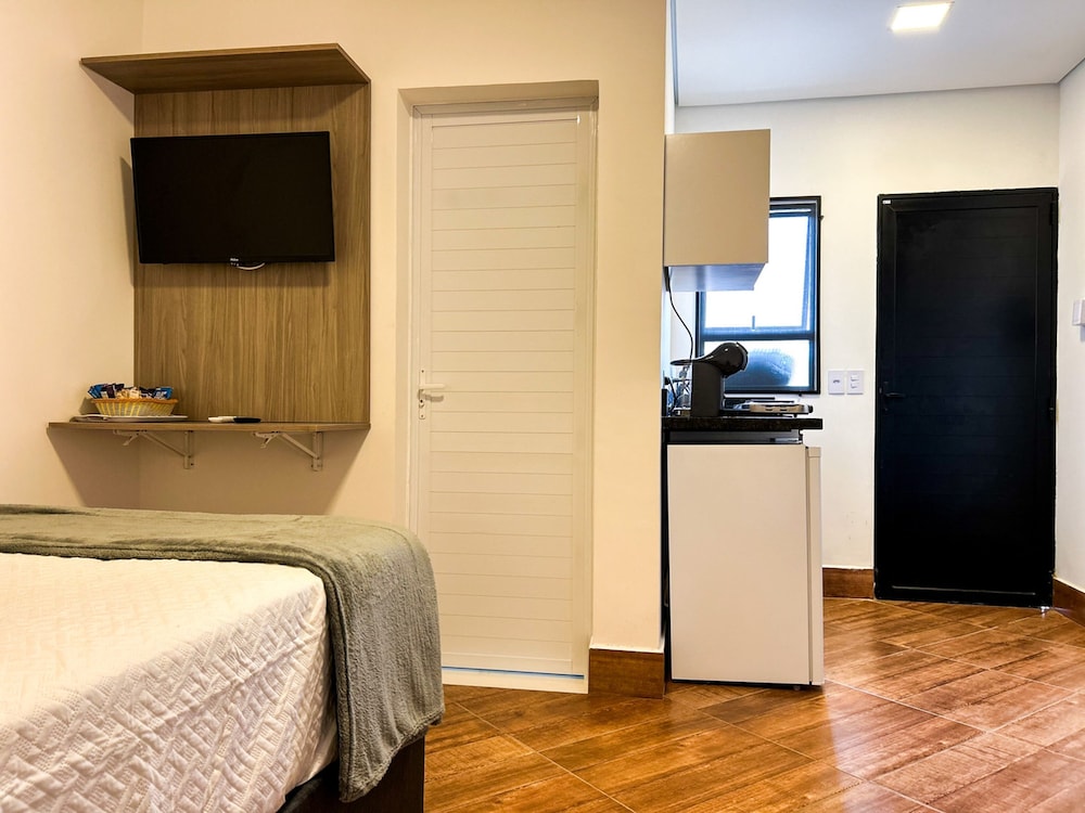 Incr vel Flat a Beira mar na Praia de Guaratuba SP