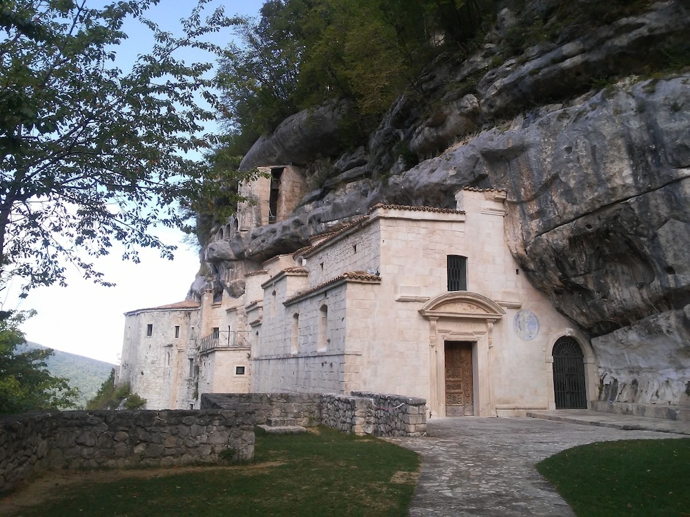 B&B Falcone