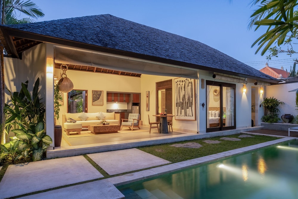 Saba Villa