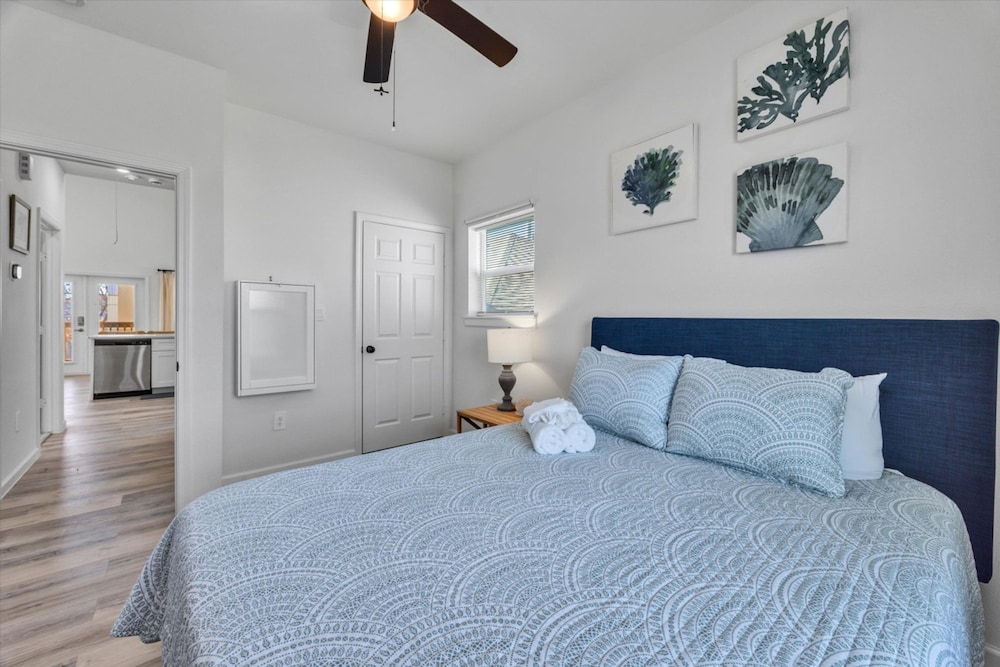 Newly Remodeled Home Minutes From Cruise Terminal