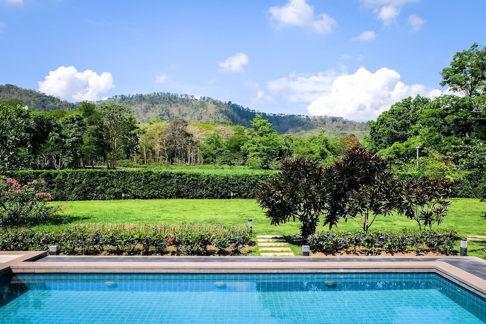 Monlada Khaoyai