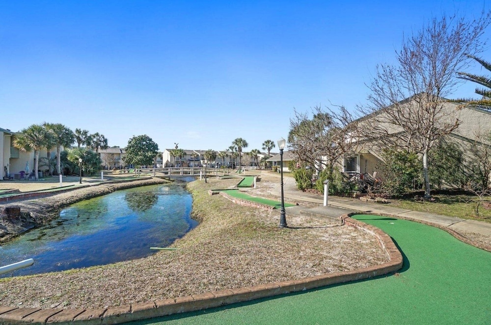 133 West Leslie Lane 2 Bedroom Townhouse