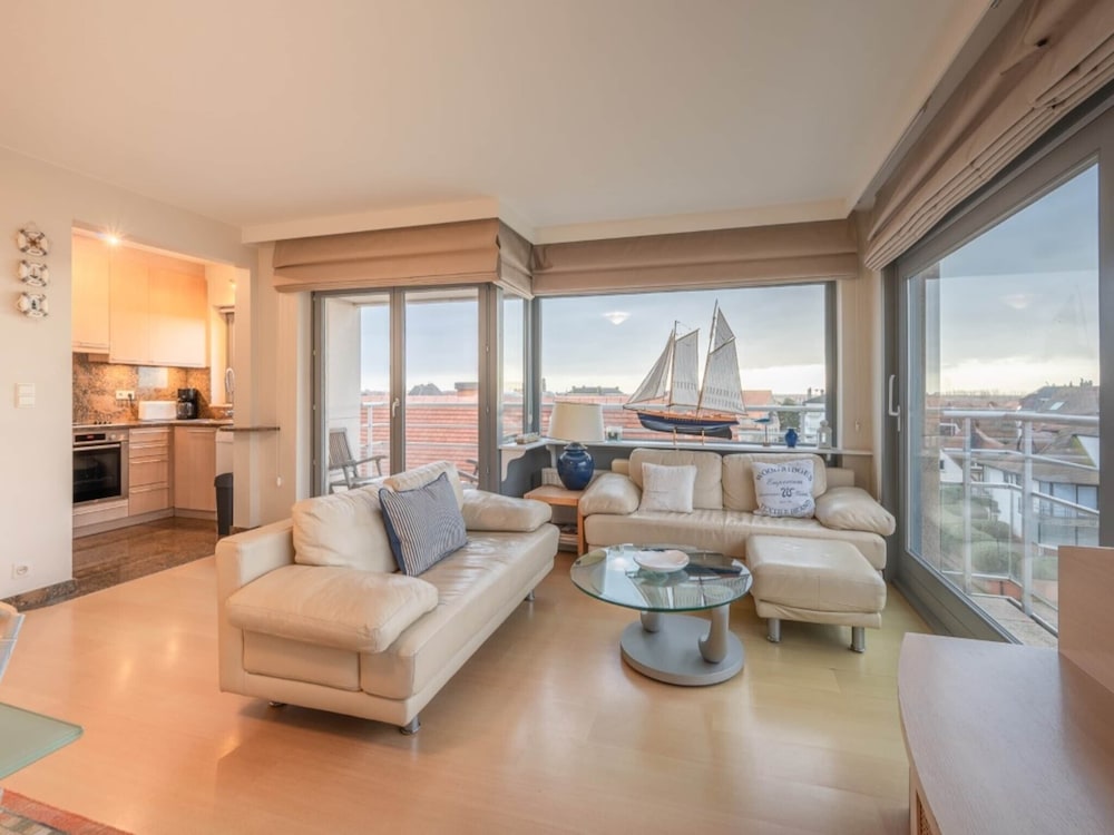 Apartment in Knokke-heist With Sea Views