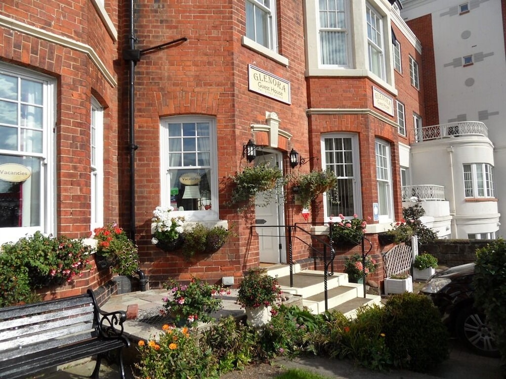 Glenora Guest House