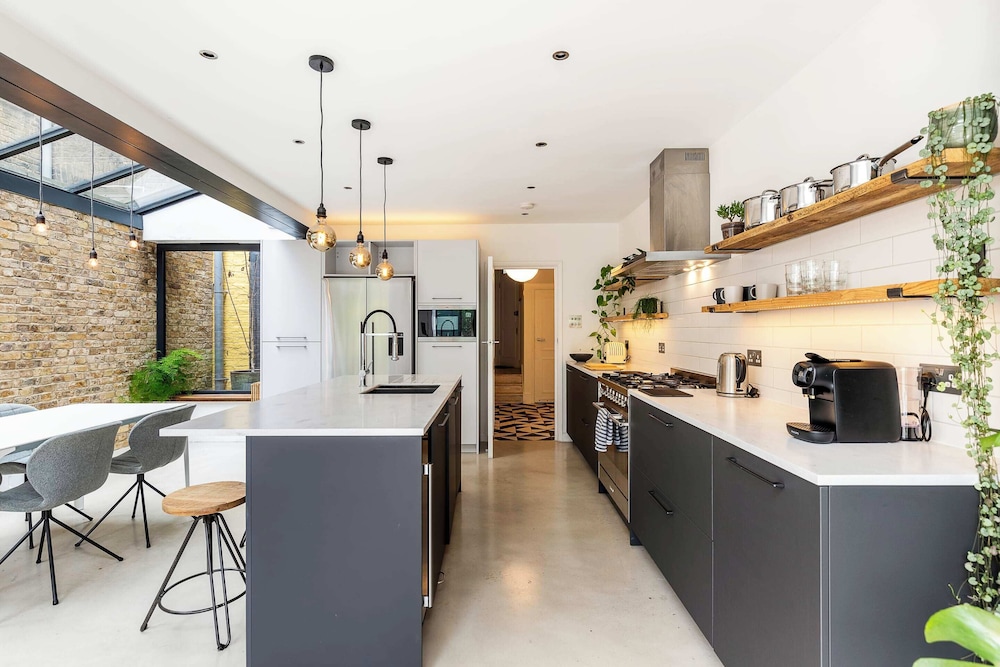 Spacious and Charming Brixton Home