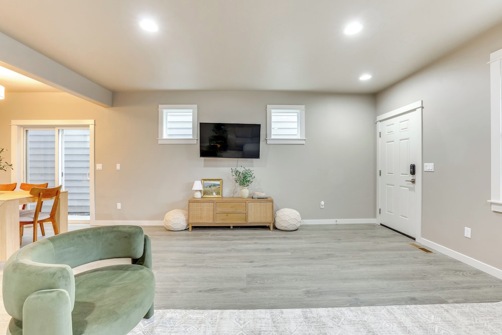 3 Mi to Boise River Greenbelt: Home w/ Fenced Yard
