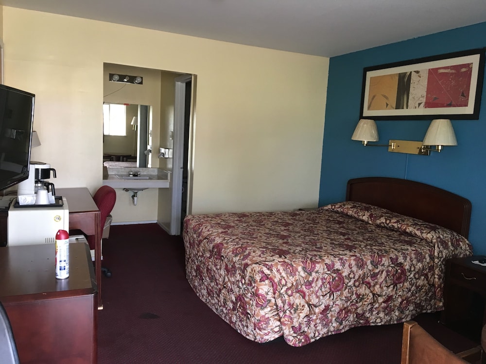 American Inn by OYO Colorado City I-20