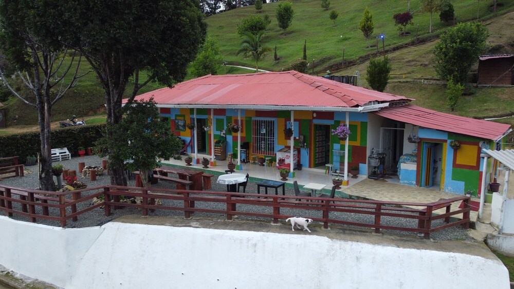 Casa De Colores
