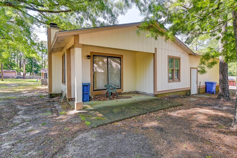 Fayetteville Vacations - Fayetteville Vacation Rental w/ Yard! - Property Image 4