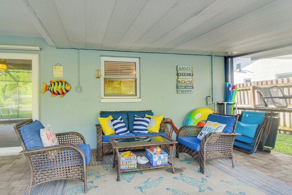 6 Mi to Clearwater Beach: Home w/ Furnished Lanai