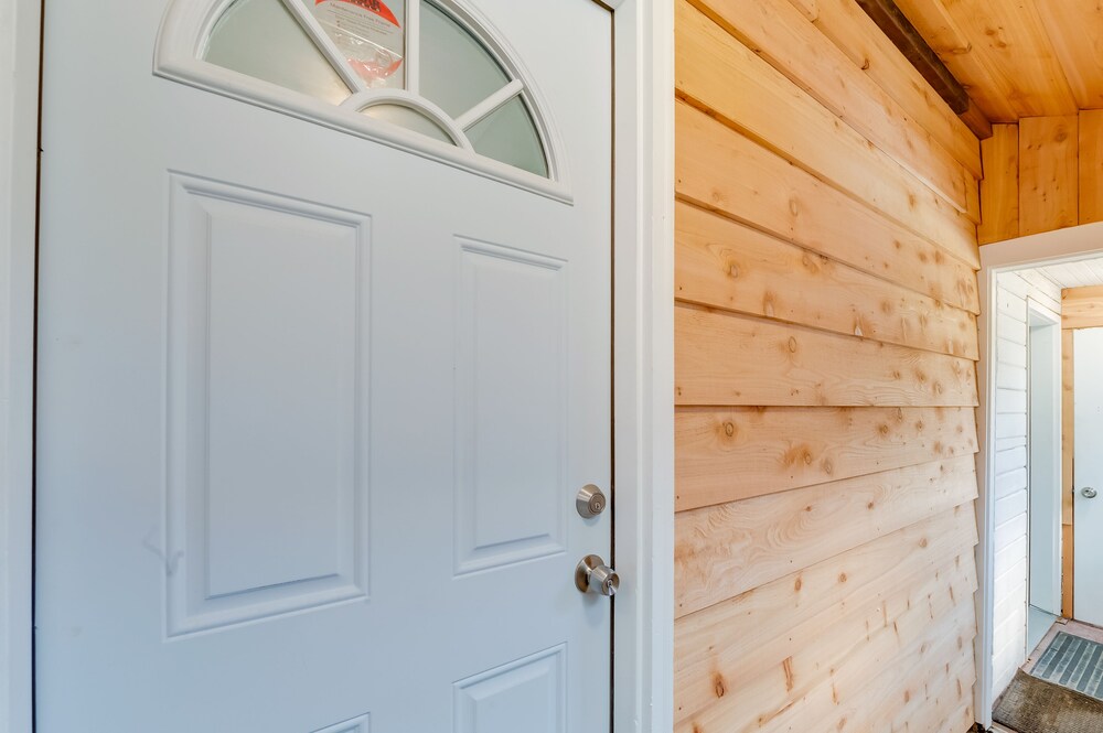 Juneau Vacations - Apartment Near Juneau Downtown Historic District - Property Image 3