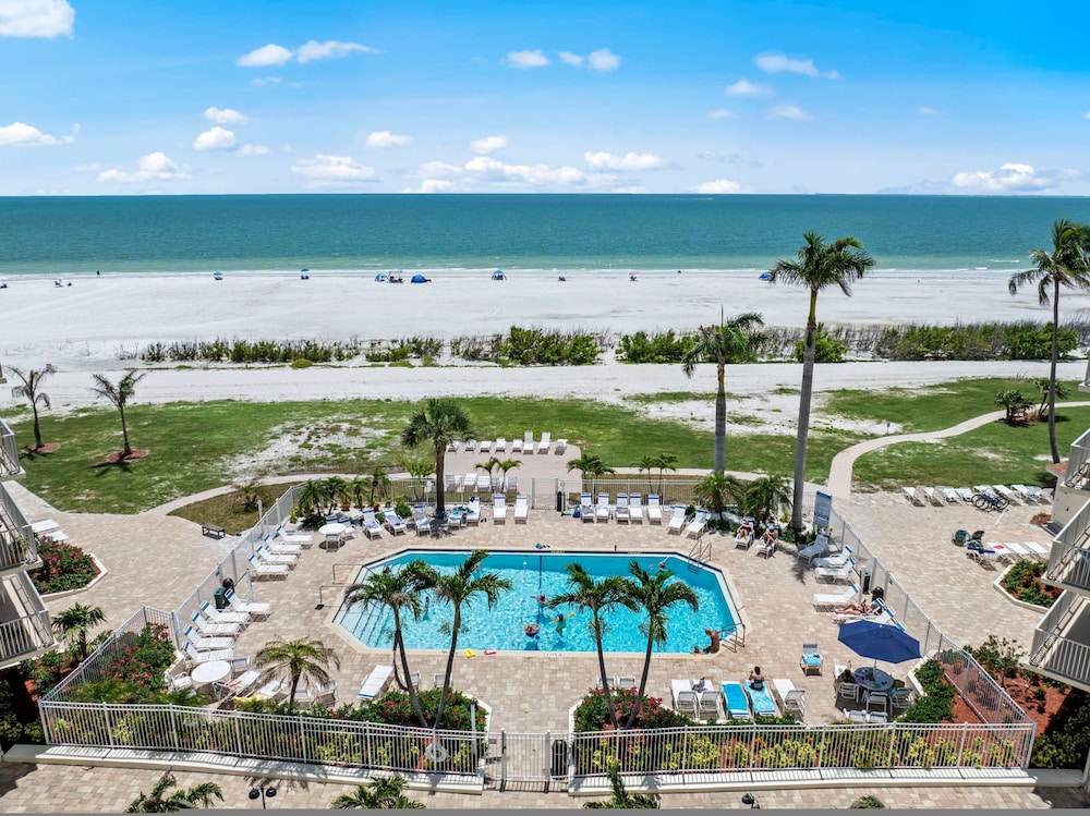 Estero Beach Tennis 1004c Direct Gulf Water Views
