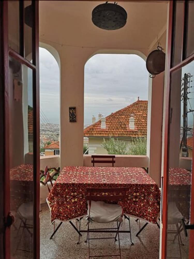 Villa Bennecourt view 4