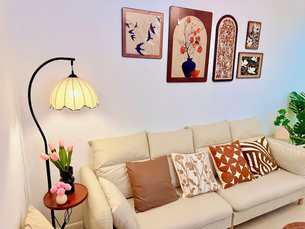 CityHome-3BRs 2Baths Jing'An Temple