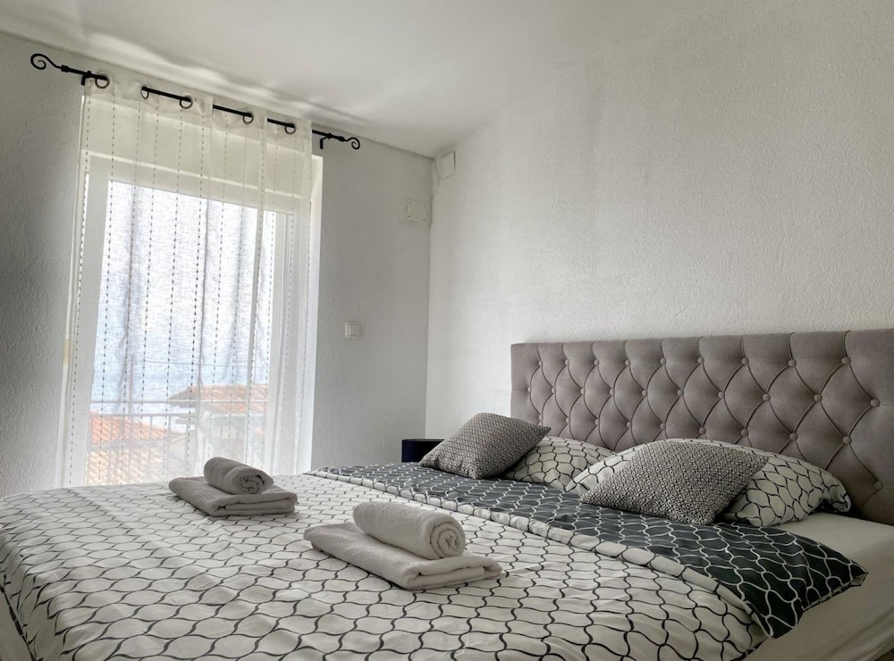 Luxury Lovran Apartments With Swimming Pool