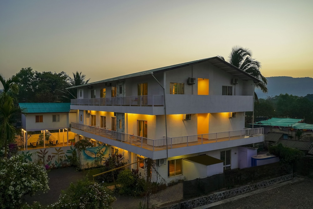 goSTOPS Alibaug