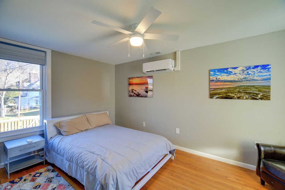 Damascus Vacation Rental - Bike, Hike & Sip! view 5