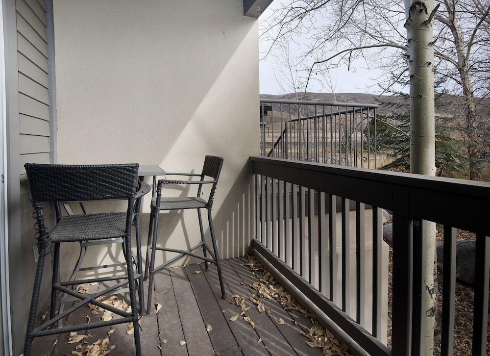 Canyon Run I-203 2 Bedroom Condo by Redawning - Property Image 13